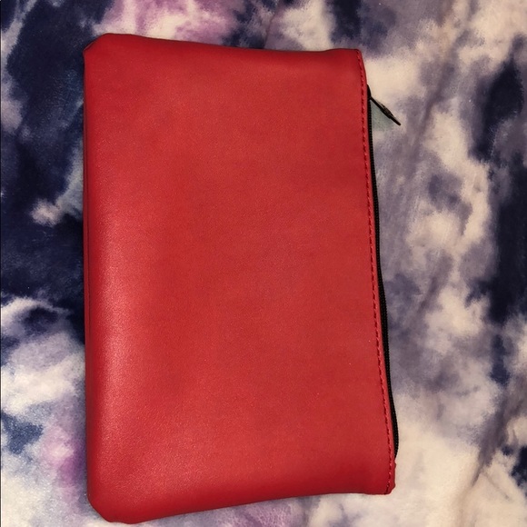 IPSY clutch bag, red with mask design - Picture 2 of 4